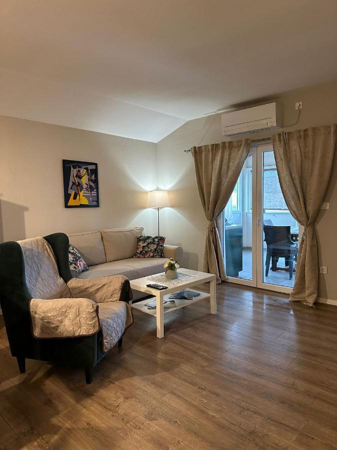 Apartman Lusy Tribalj Eksteriør bilde