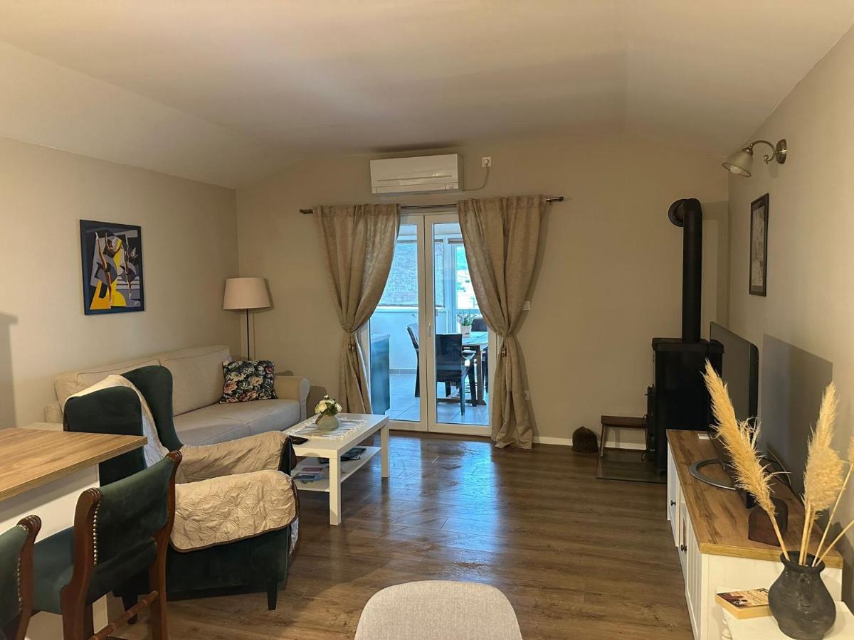 Apartman Lusy Tribalj Eksteriør bilde