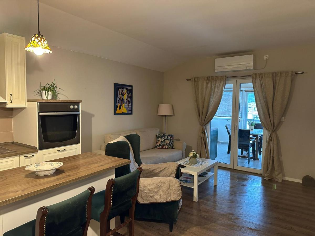 Apartman Lusy Tribalj Eksteriør bilde