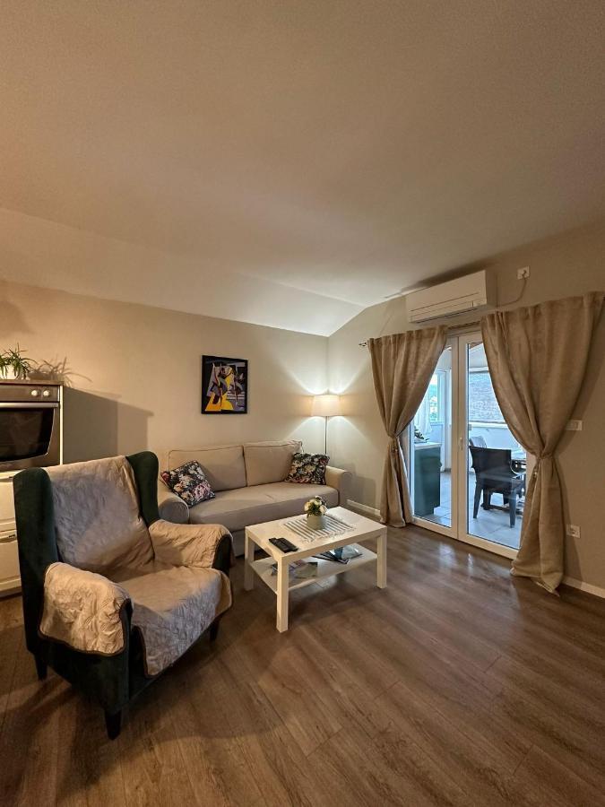 Apartman Lusy Tribalj Eksteriør bilde